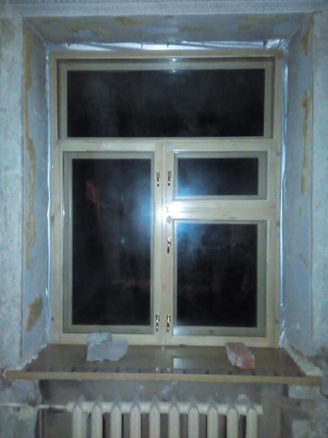 деревянное окно